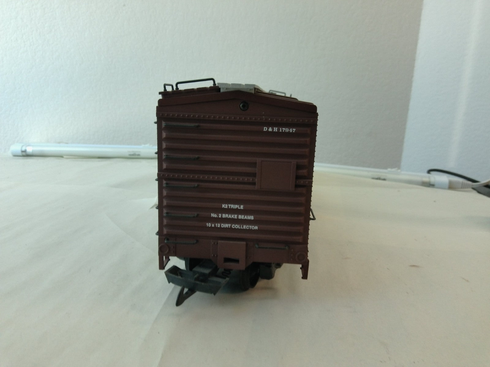 USA Trains R19107C G Scale Steel Box Car Delaware & Hudson #179476