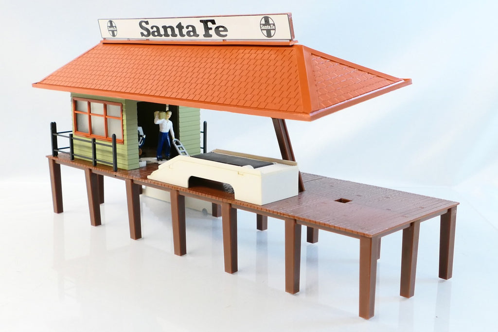 K-Line 22328 - O Scale SANTA FE OPERATING FREIGHT TRANSFER PLATFORM Structure1