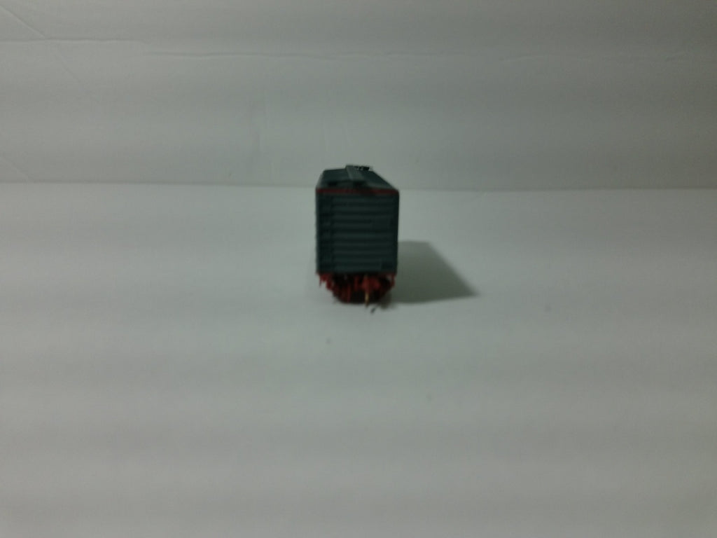 Micro Trains 23230 N Scale Boxcar Union Pacific Challenger #91493