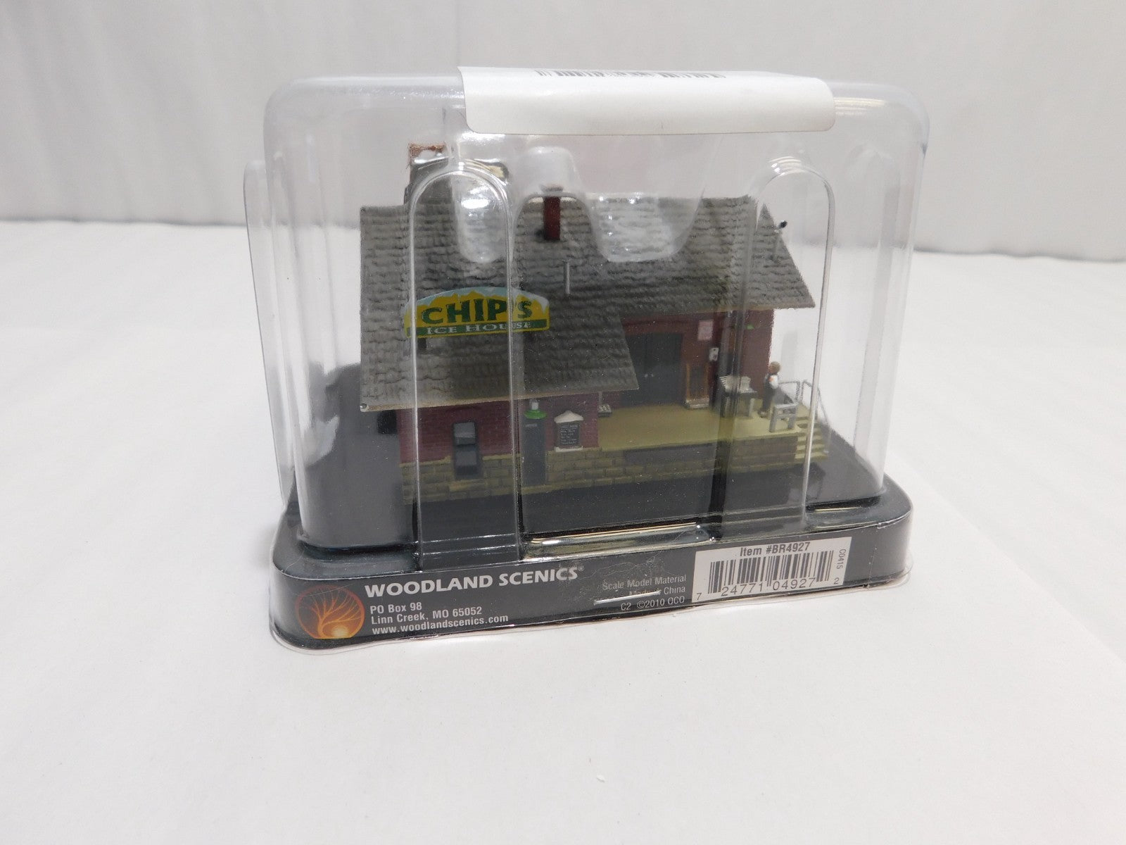 Woodland Scenics BR4927 N Scale Structure, Chip's Ice House2
