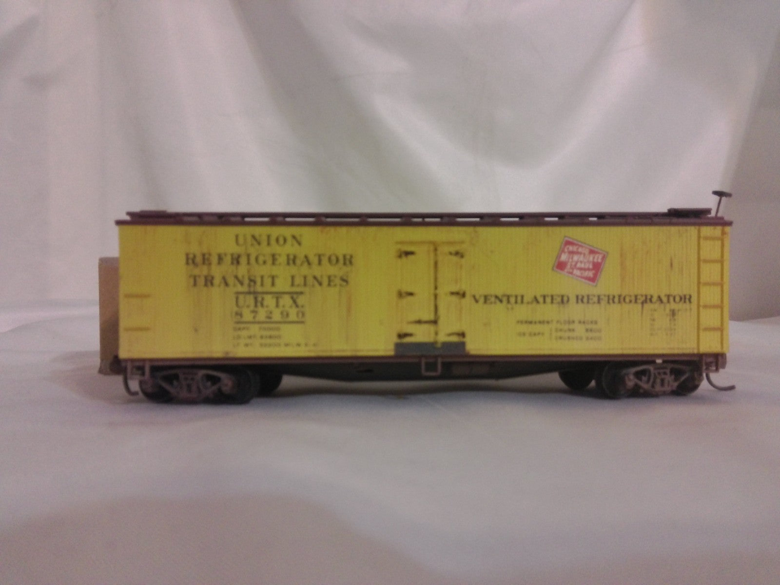 Accurail 87290 - HO Scale, Union Refrigerator Transit Reefer0