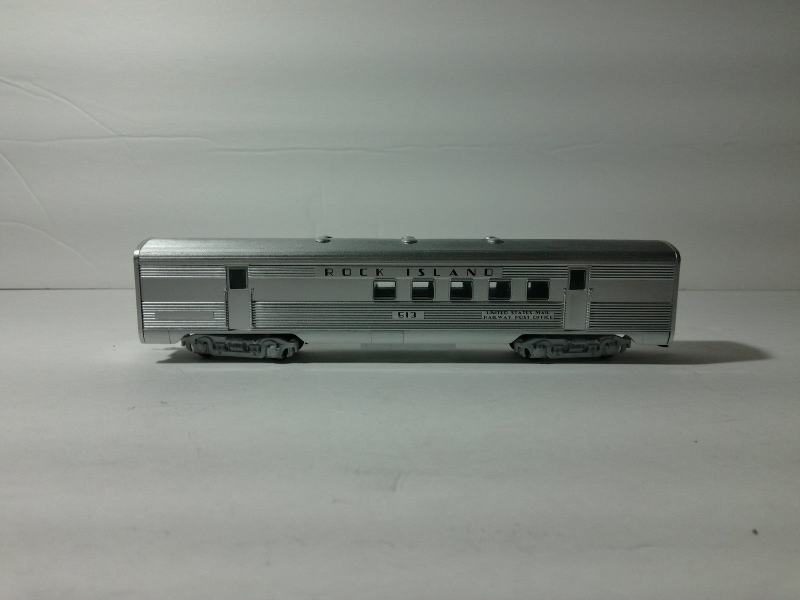 Athearn 7921 HO Scale Rock Island Streamline Passenger RPO #5130