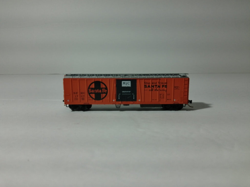 Micro Trains 70070 N Scale Reefer Santa Fe #1707 0