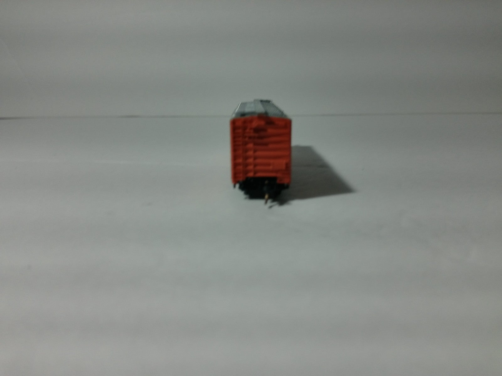 Micro Trains 70070 N Scale Reefer Santa Fe #1707 3