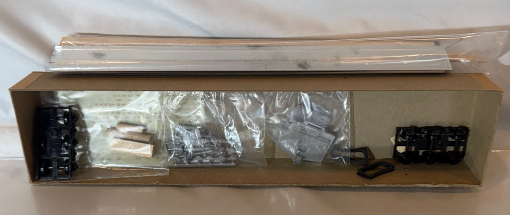  Walthers 80' Passenger Car Model Rail Road Kit 933-66001
