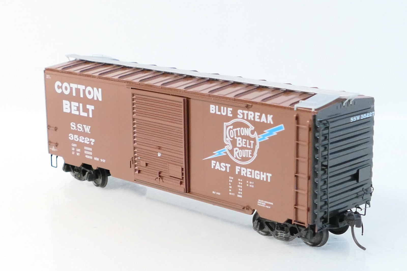 Kadee 5247 - HO Scale St. Louis Southwestern Cotton Belt 35227 40ft Boxcar2