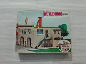 Life Like 01390 HO Scale Hampden Engine House