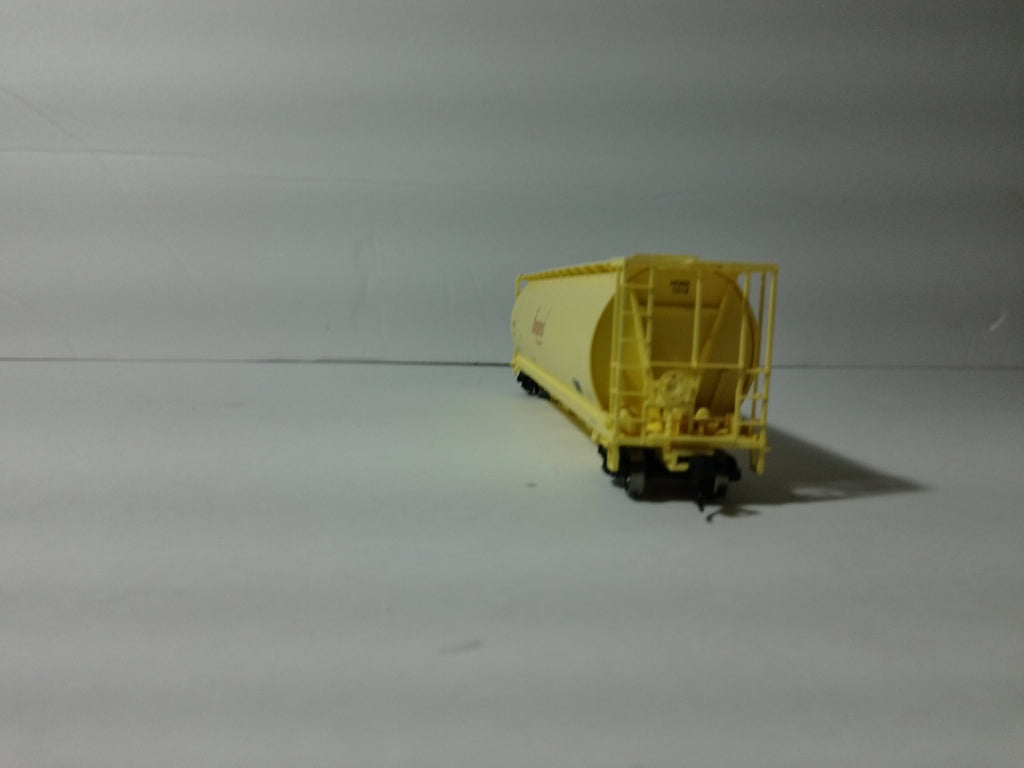 Walthers 910-7896 HO Scale Cylindrical Hopper Honeymead #10125