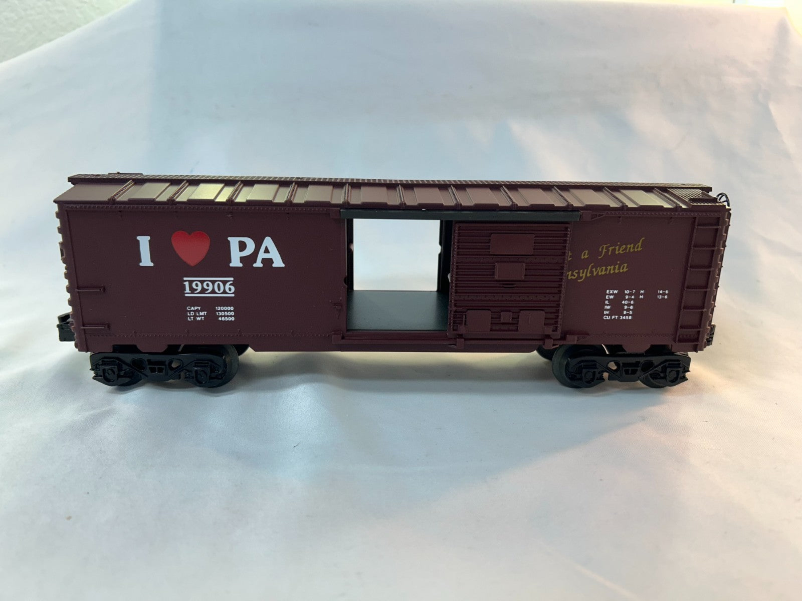 Lionel 19906 - I Love Pennsylvania Boxcar3
