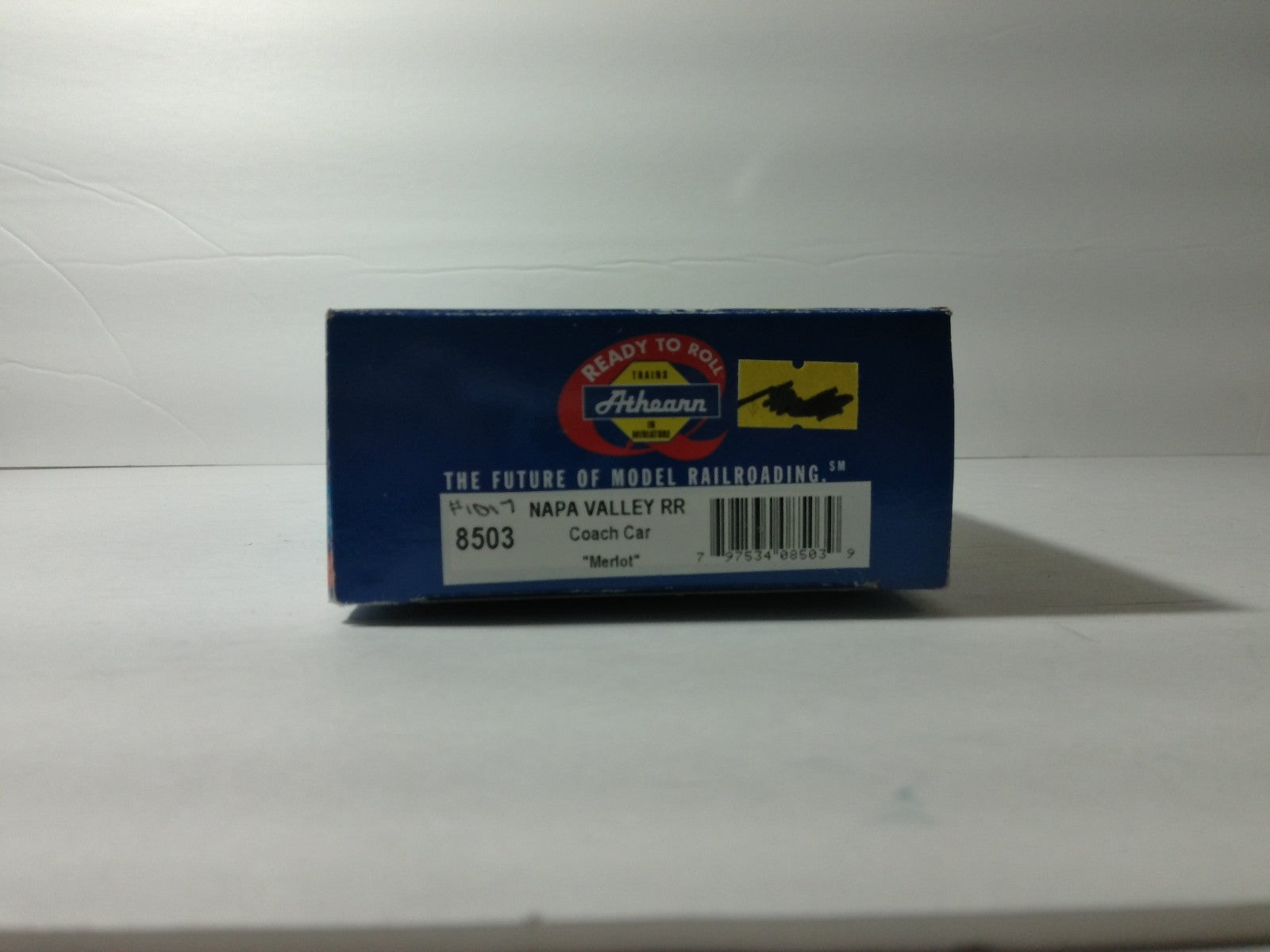 Athearn 8503 HO Scale Napa Valley RR Coach Car Merlot #10173