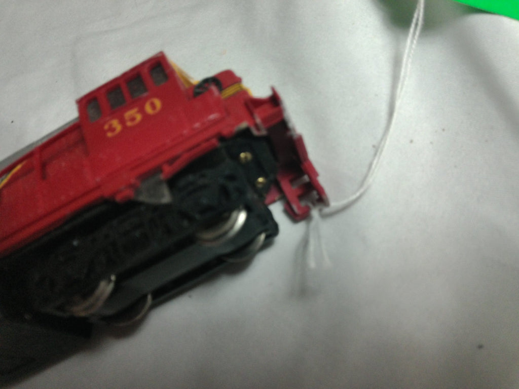 Bachmann HO Scale Santa Fe ATSF Diesel #350 RUNS - READ (No Box)9
