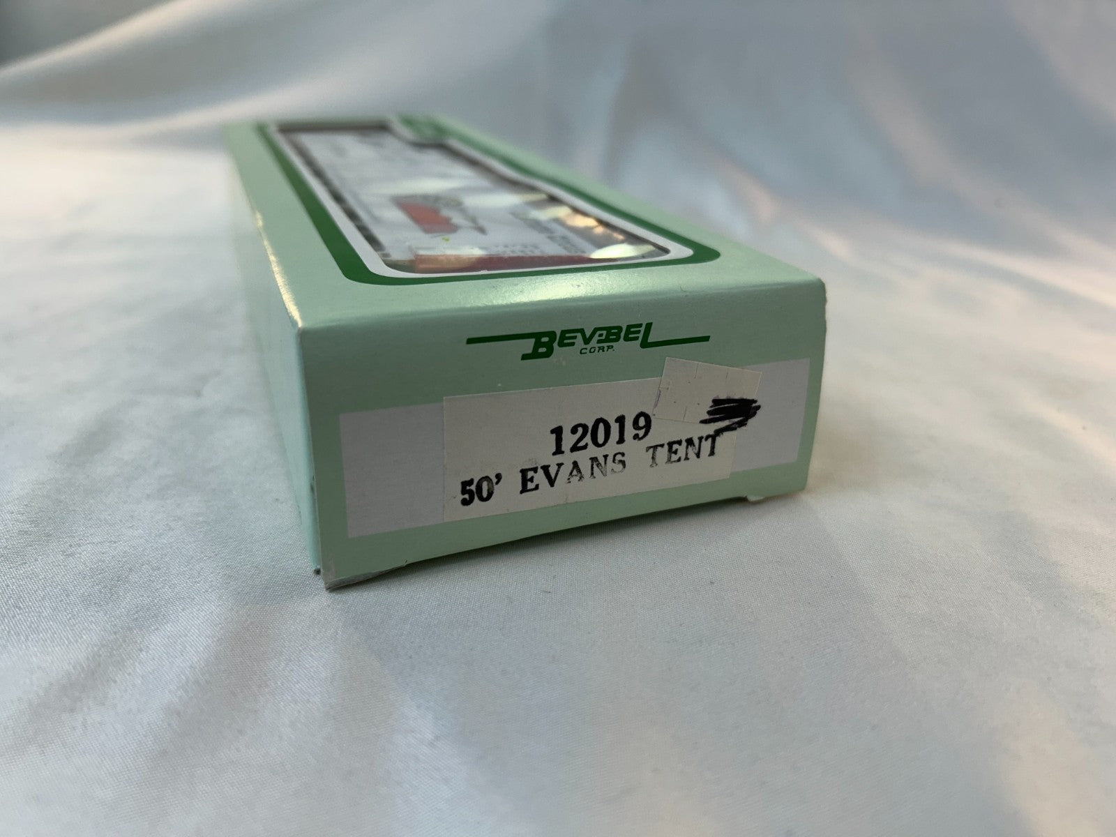 Bevbel Corp. 12019 HO Scale 50' Evans Tent Boxcar, Baltimore Circus #120192