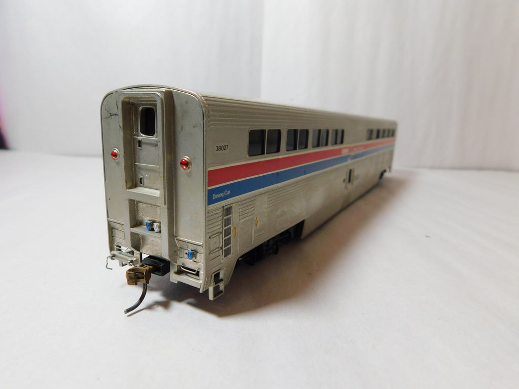PFM Samhongsa PH II DC HO Scale Amtrak Superliner, Dining Car #38027 BRASS2
