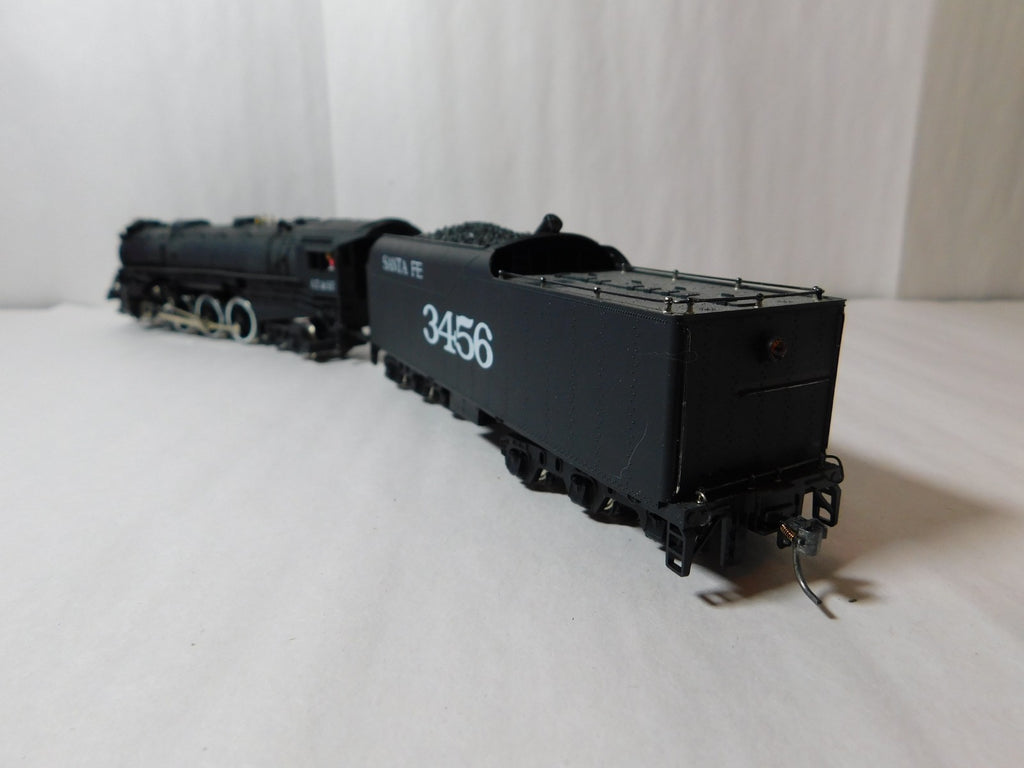 IHC Mehano 23000 HO Scale 4-6-4 Hudson Locomotive and Tender, ATSF #34567