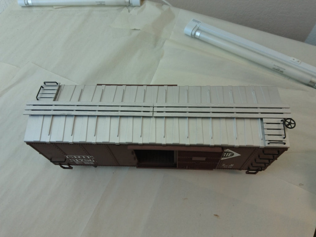 USA Trains R19109A G Scale Steel Box Car erie #817864