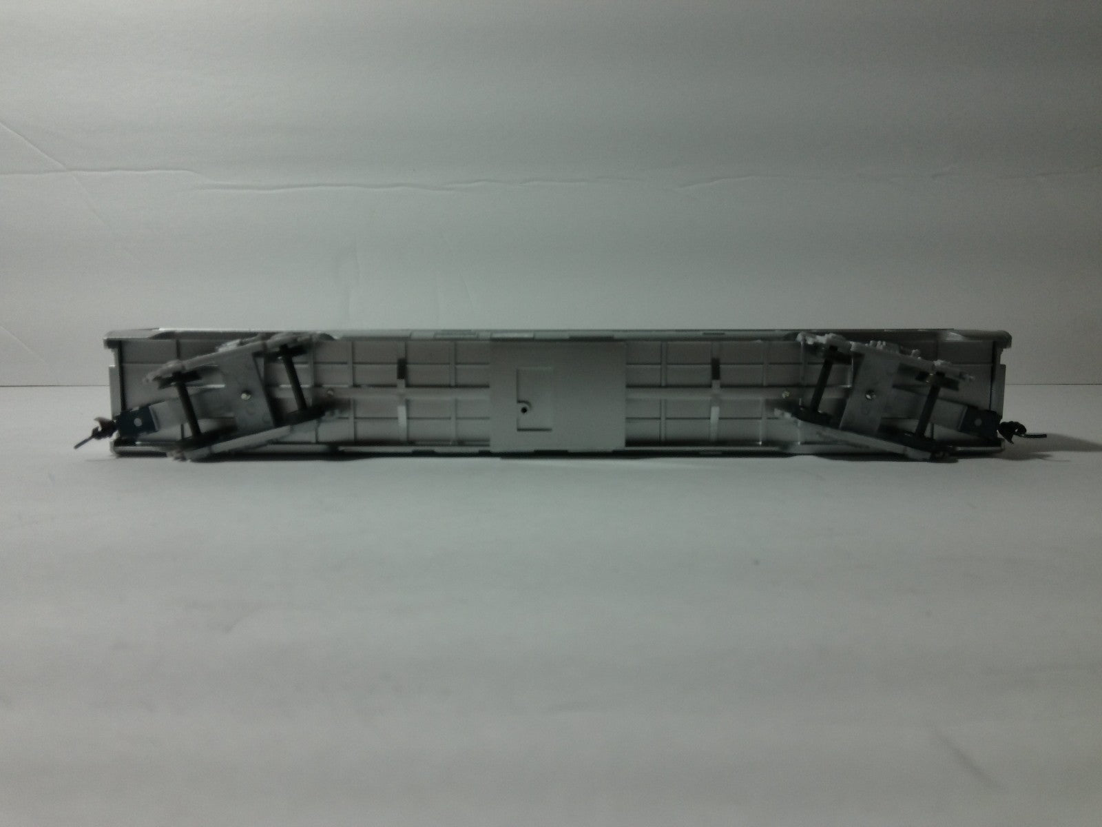 Athearn 7923 HO Scale Rock Island Streamline Passenger Vista Dome7