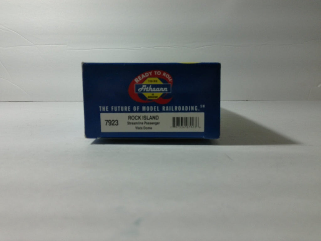 Athearn 7923 HO Scale Rock Island Streamline Passenger Vista Dome3