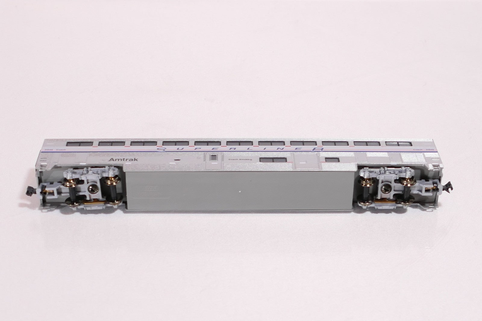 Kato 106-3504 N Scale Amtrak Superliner Passenger Car Phase IV Set A (4 Car Set)7