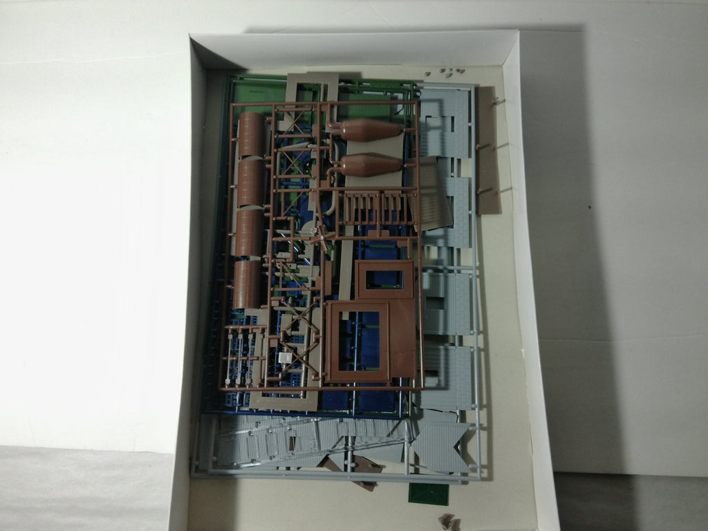 Walthers 933-3765 HO Scale Fire Department Headquarters1