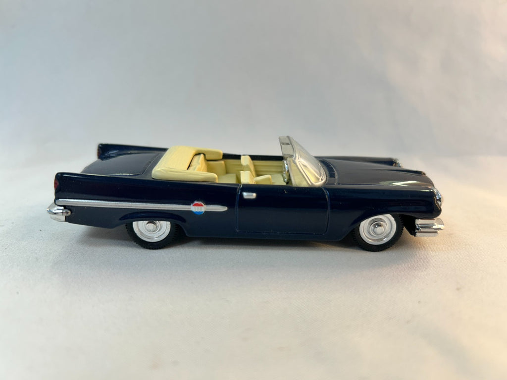 K-Line Kruisers 94074 O Scale 1959 Chrysler 300E Convertible Automobile2