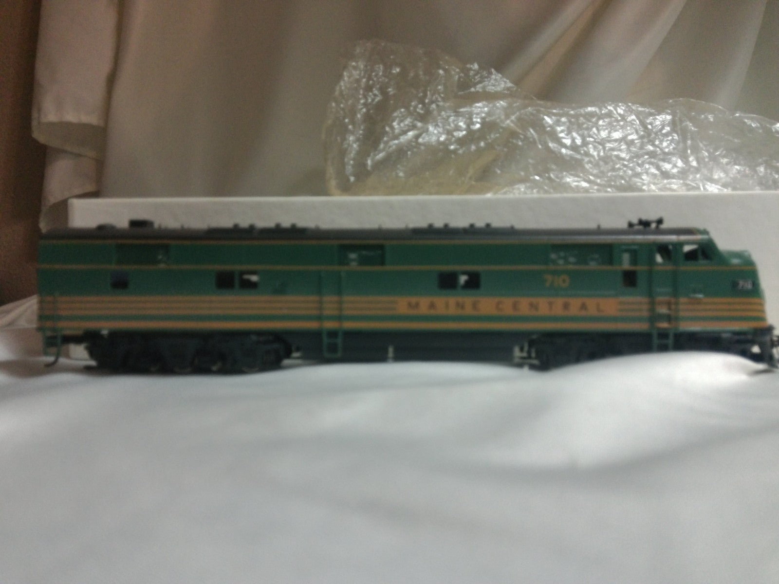 HO Scale Sunset Models Maine Central EMD E7 A-Unit Brass DC Locomotive #7100