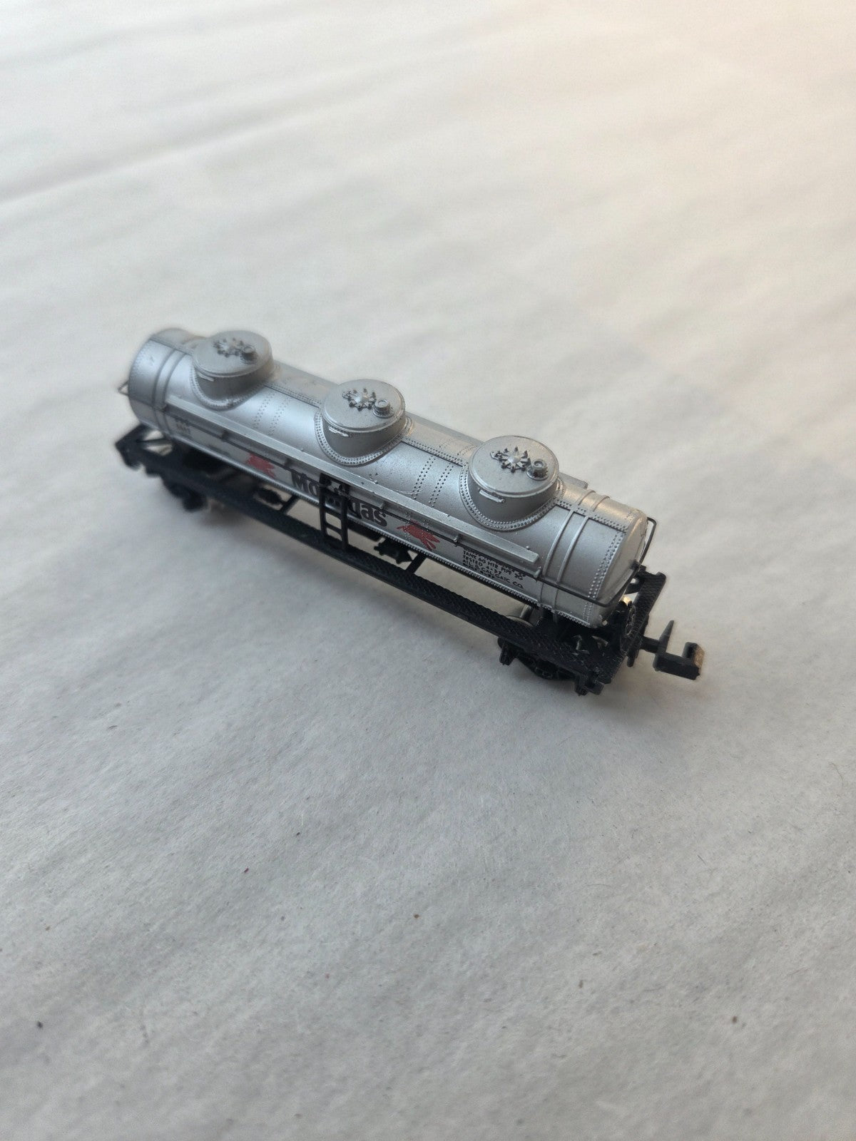 Bachmann N Scale Tanker Car Mobigas3