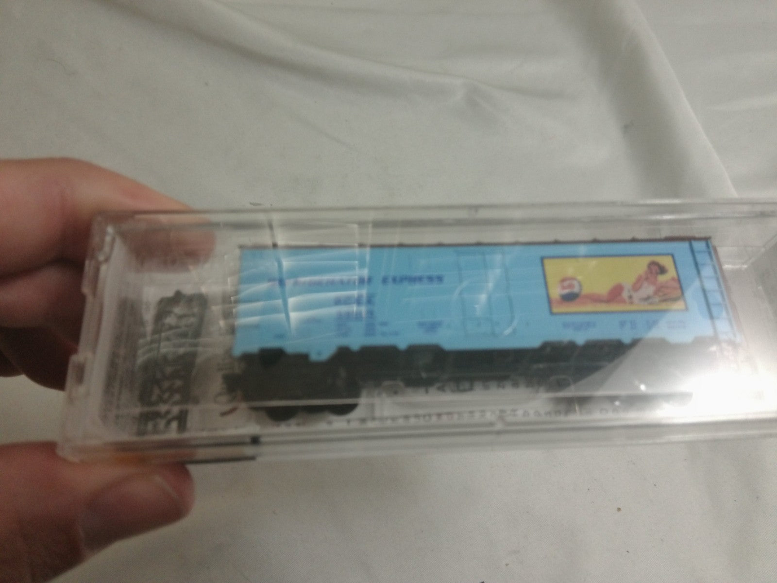 N Scale Micro-Trains Pepsi-Cola 40' Steel Ice Reefer PCEX #595051