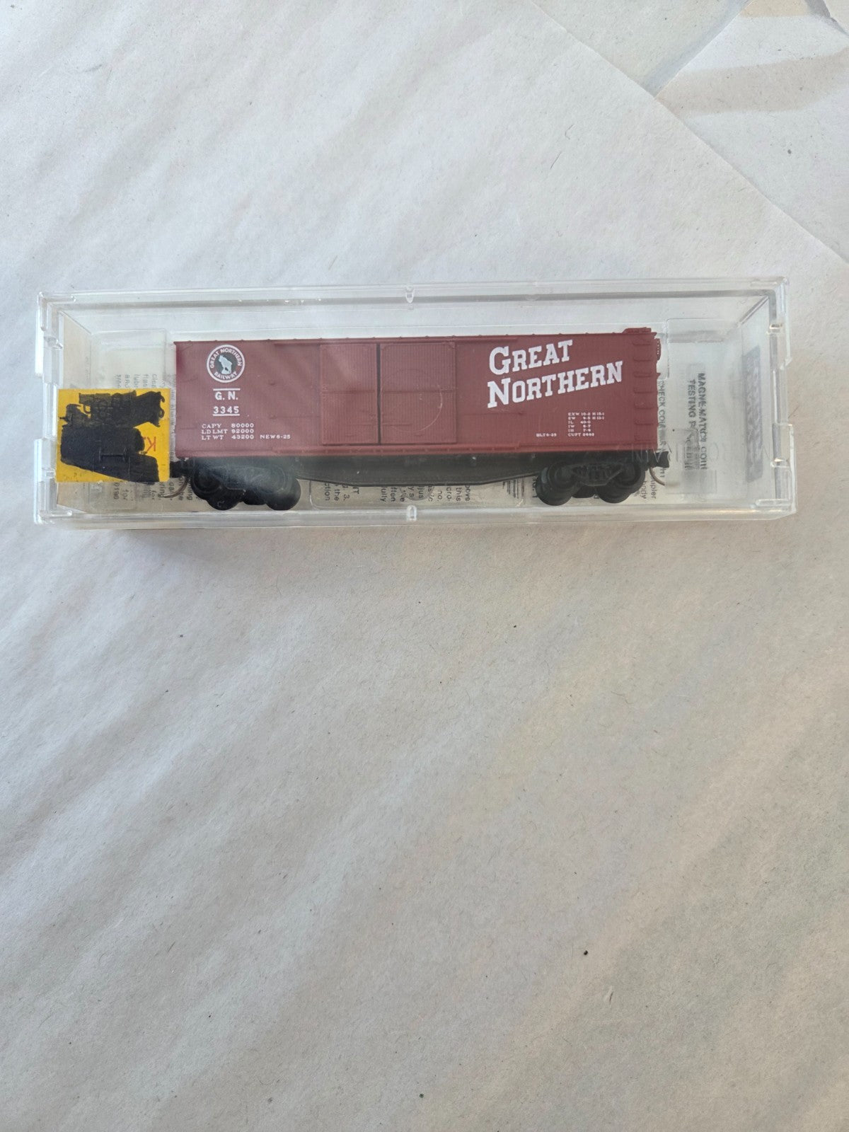 Micro Trains #43040 N Scale 40' Wood Boxcar "Great Northern 3345"1