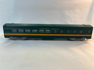 Athearn 1796 HO Scale Streamline Diner Car, Northern Pacific #459