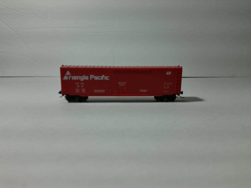 Micro Trains 38130 N Scale Triangle Pacific #5515 Box Car1