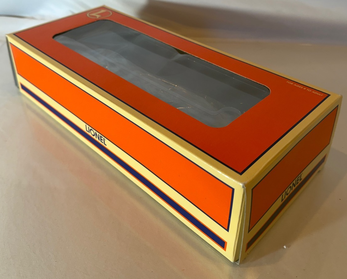 Lionel 52167 - O Scale St. Louis, Sante Fe Flatcar2