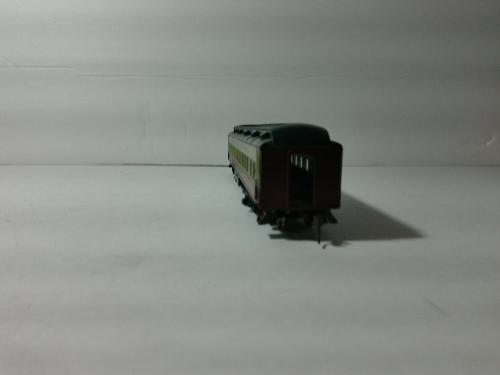 Athearn 8503 HO Scale Napa Valley RR Coach Car Merlot #10176