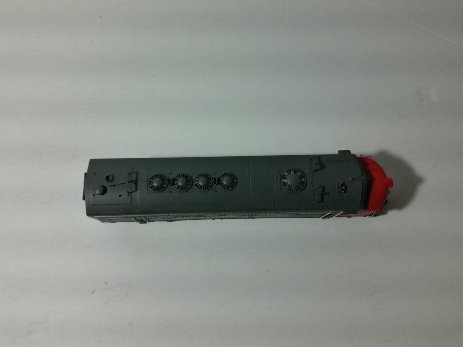 Walthers 920-42530 HO Scale EMD FP7 Locomotive, DCC&Sound SP #64564