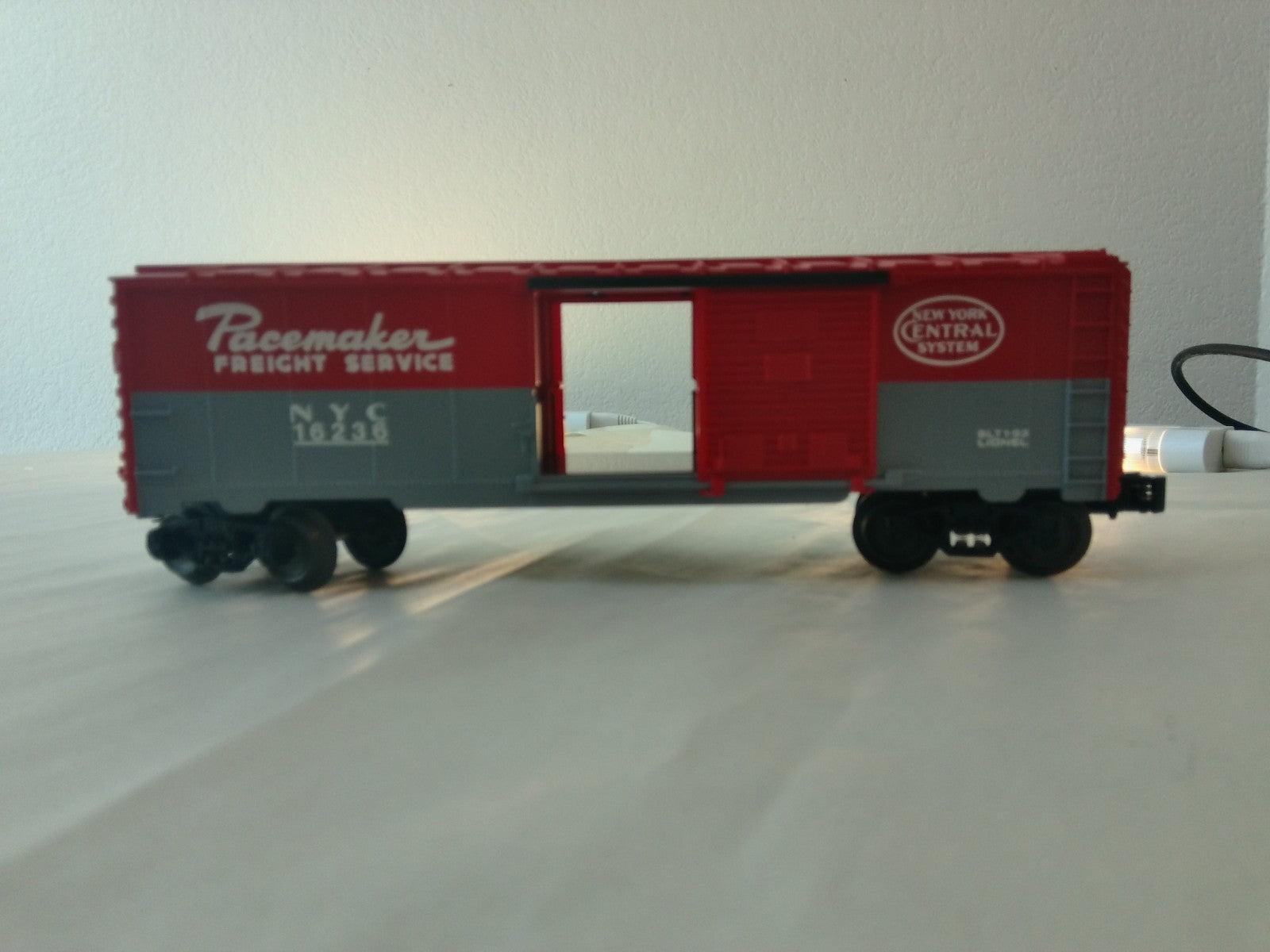 Lionel 6-16236 O Scale New York Central Pacemaker Boxcar NYC#162361