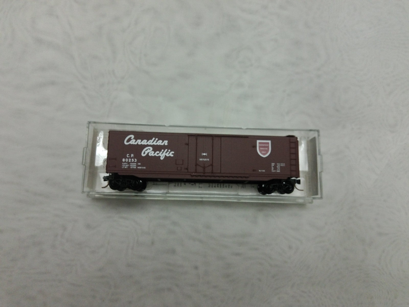 Micro Trains 32170 N Scale Box Car Canadian Pacific0