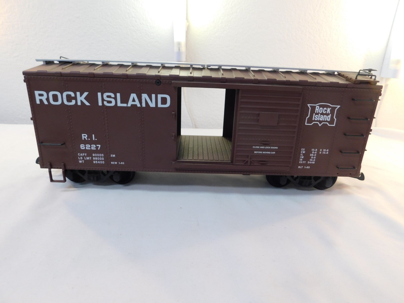 USA Trains R19104C G Scale Steel Box Car Rock Island #62273