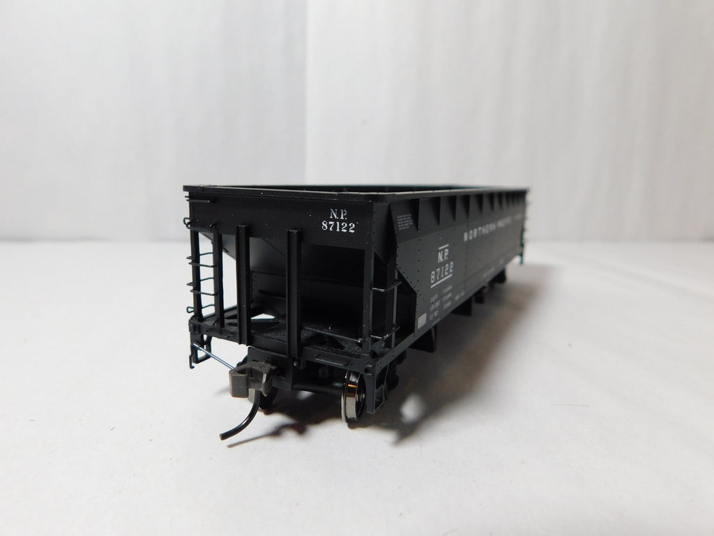Atlas 1153-10 HO Scale Hart Ballast Hopper Car, Northern Pacific #871223