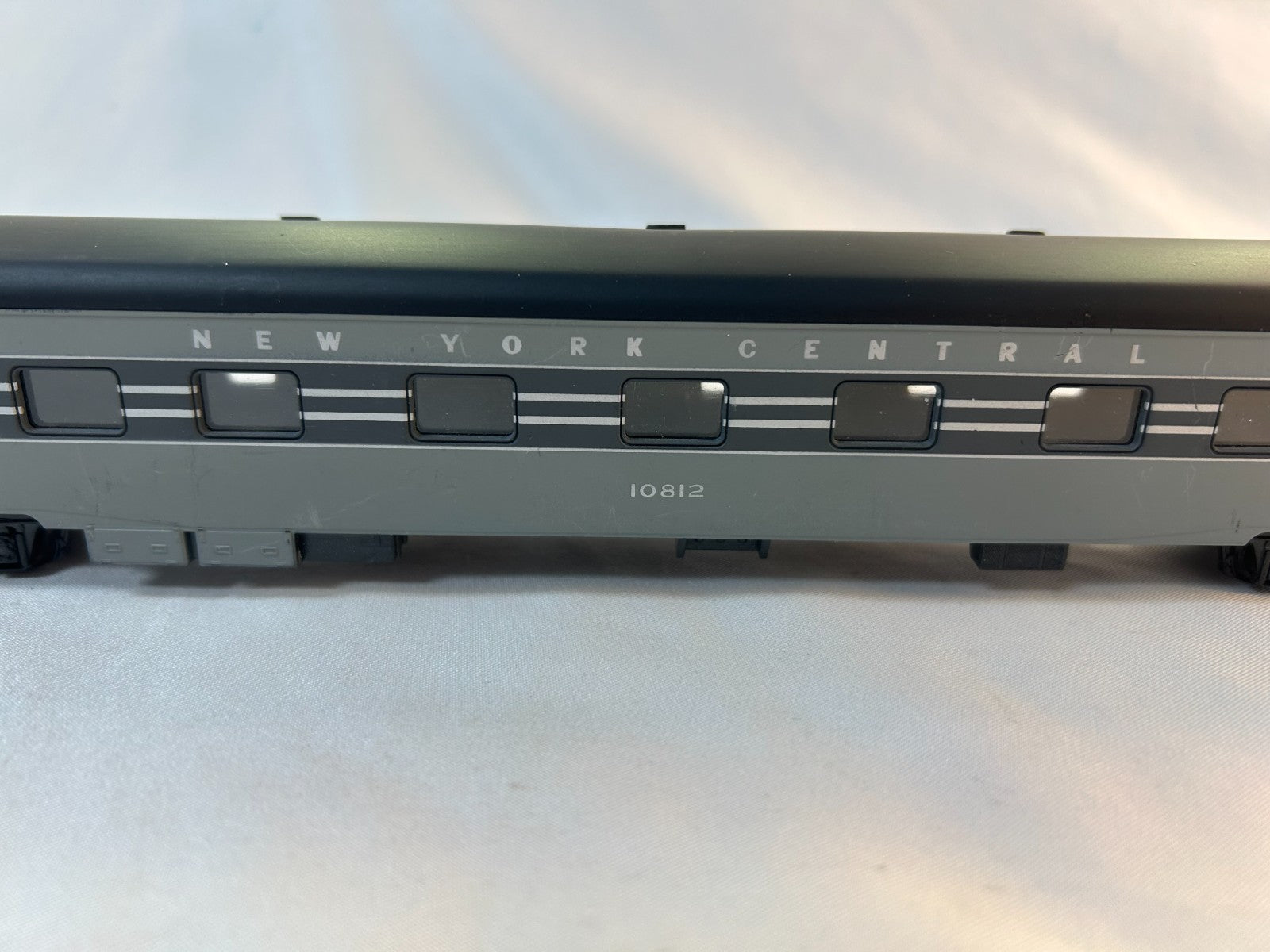 Rivarossi HO Scale New York Central 2 Car Set Duplex Sleeper and Passenger Coach2