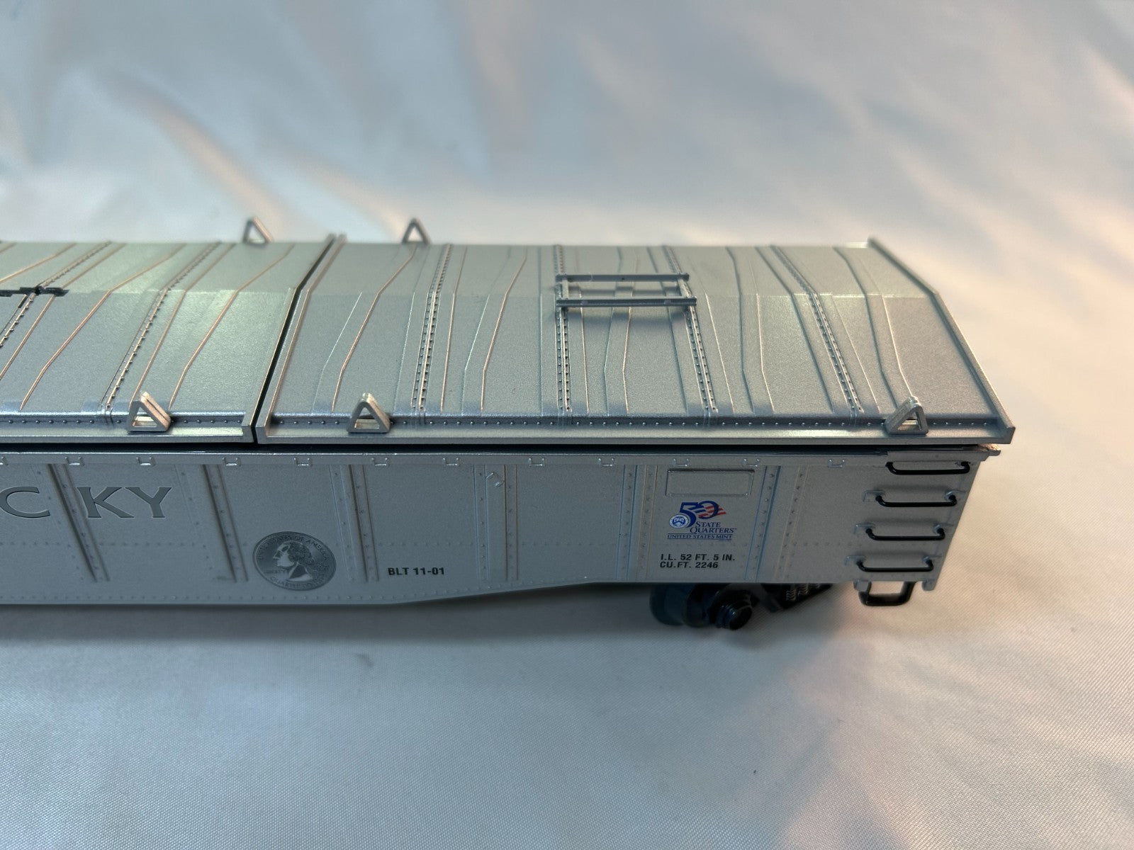 K-Line K652-7435 O Scale Kentucky Commemorative Quarter Gondola Bank5