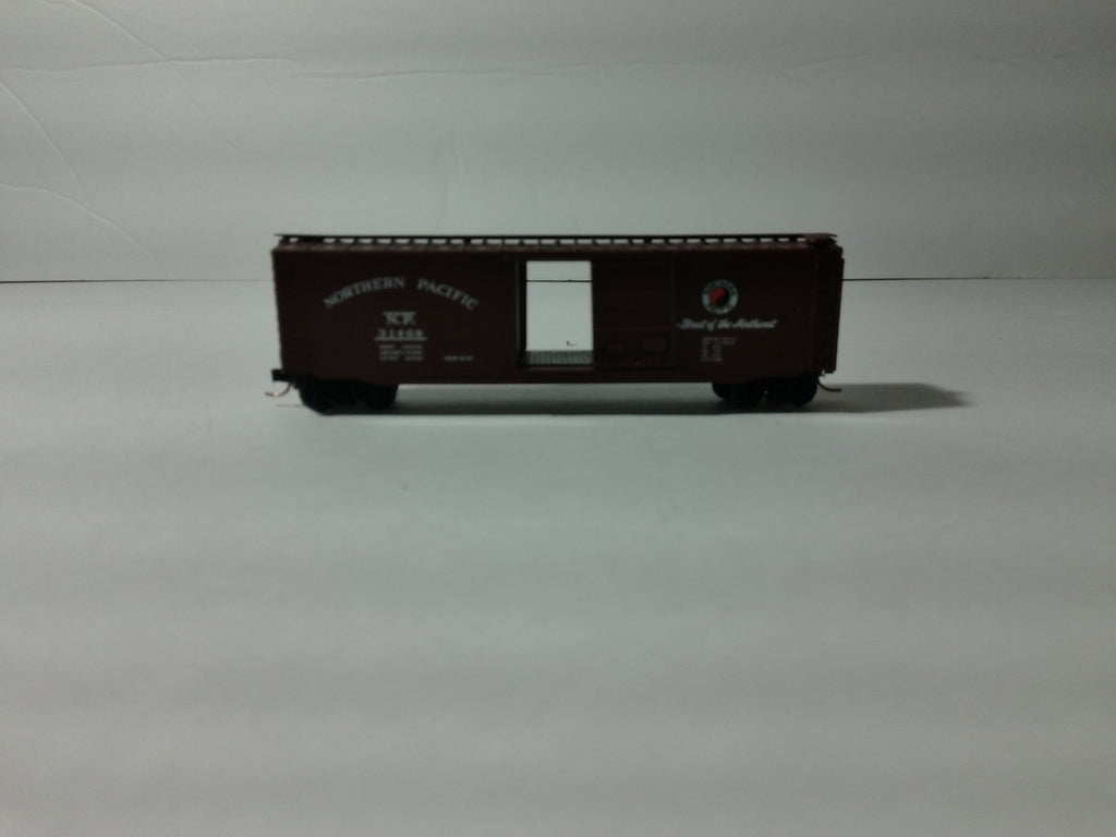 Micro Trains 31170 N Scale 50' Standard Boxcar Single Door N.P #314681