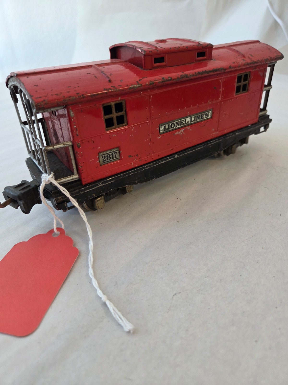 Lionel #28170 O Scale Pre-war Red Tinplate Caboose0