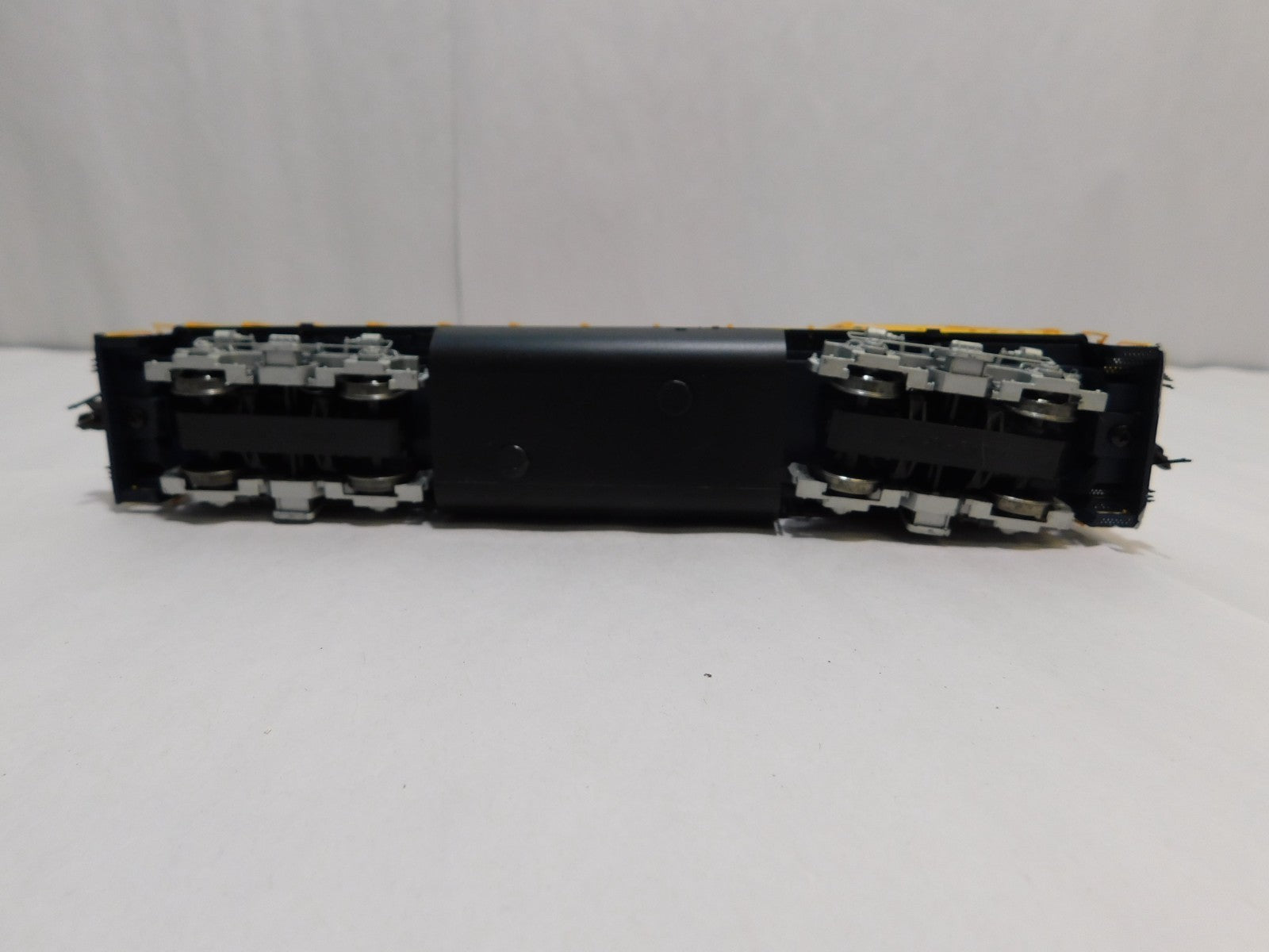Atlas 10-004-038 HO Scale GP40 Diesel Locomotive, DCC+Sound, Santa Fe #29646