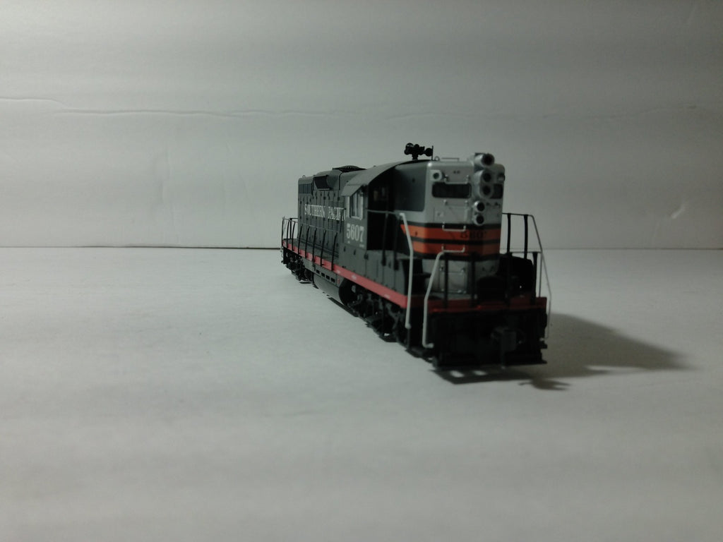 Walthers 920-42721 HO Scale EMD GP9 PH II Locomotive DCC+Sound SP #56075