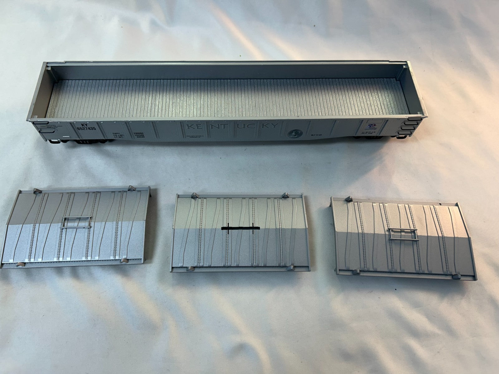 K-Line K652-7435 O Scale Kentucky Commemorative Quarter Gondola Bank6