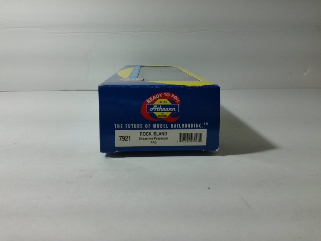 Athearn 7921 HO Scale Rock Island Streamline Passenger RPO #5133