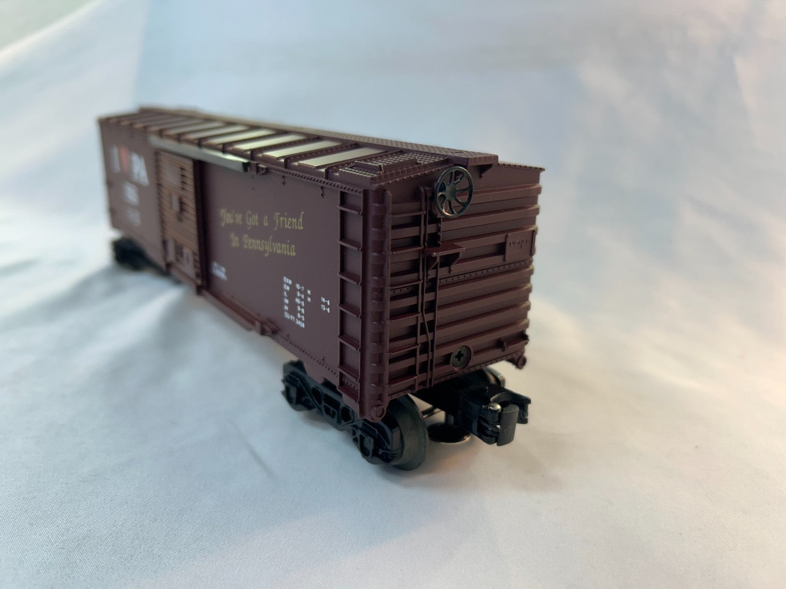 Lionel 19906 - I Love Pennsylvania Boxcar4