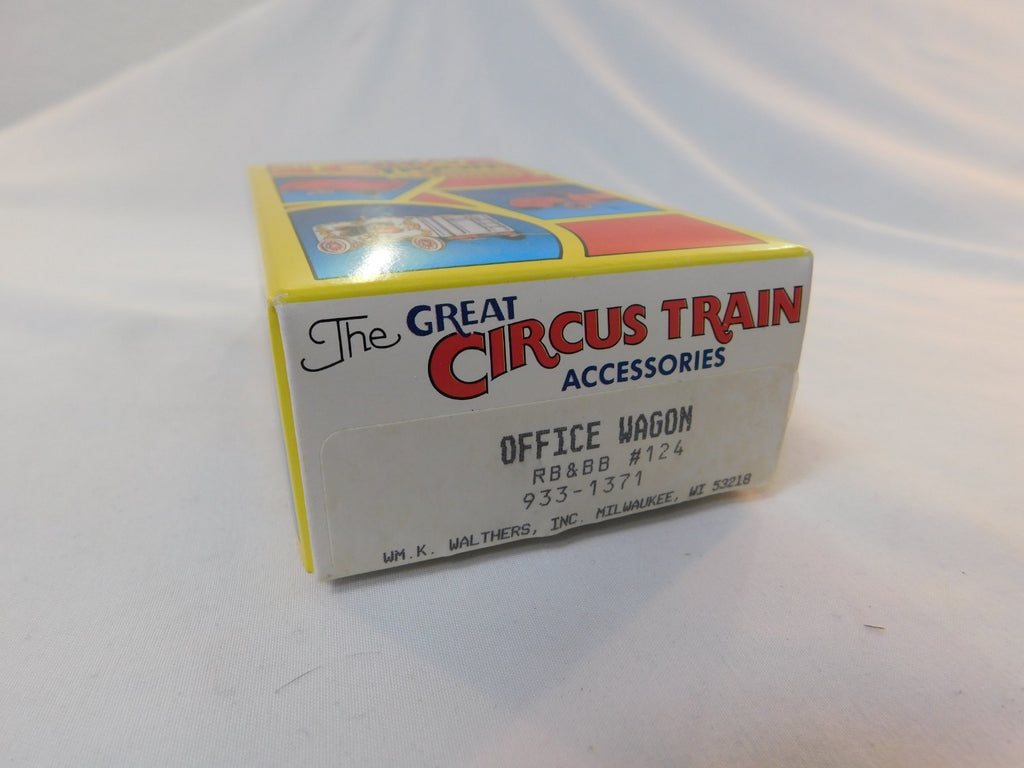 Walthers 933-1371 The Great Circus Train Accessories, HO Office Wagon RB&BB #1241