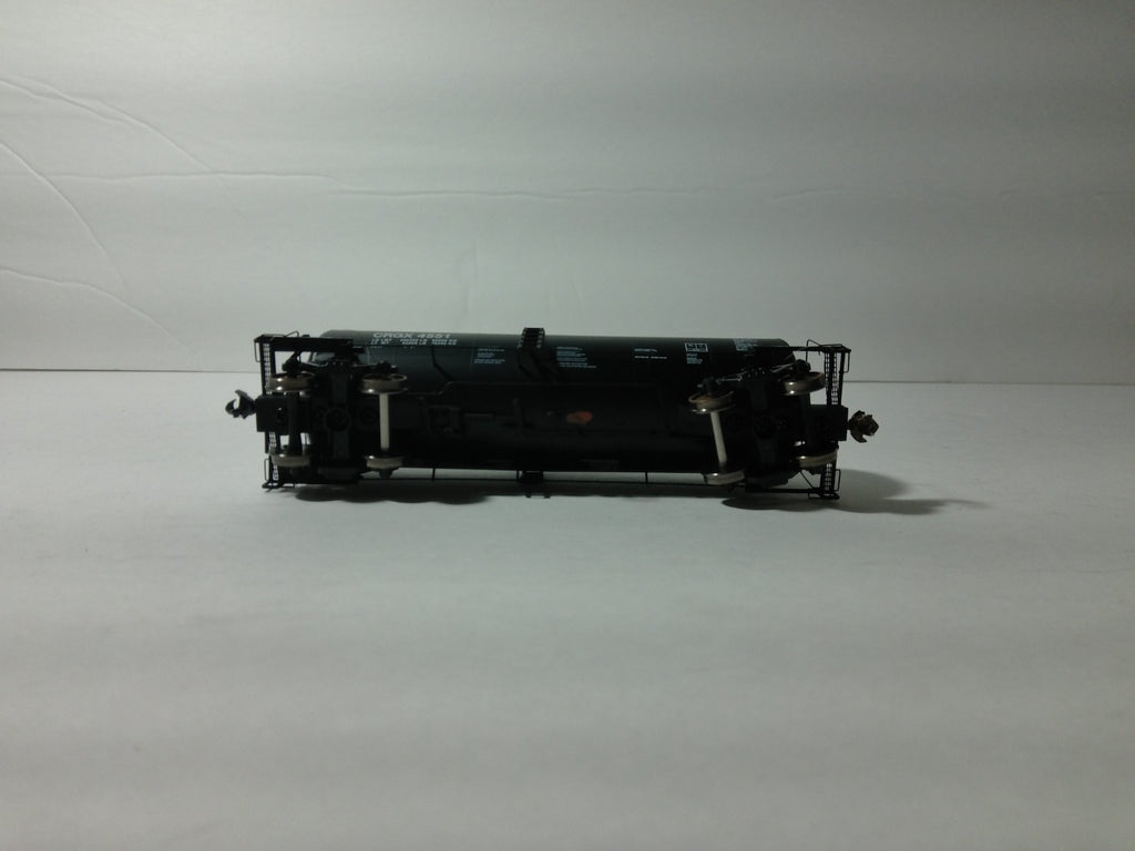 Walthers 920-100104 HO Scale Funnel-Flow Tank Car Cargill #45417