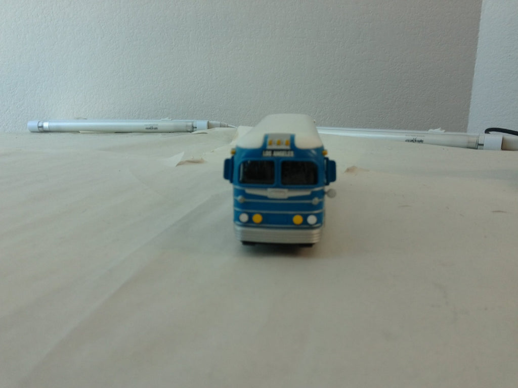 Rail King 30-50021 O Scale Greyhound 1943 Los Angeles Die-Cast Bus3