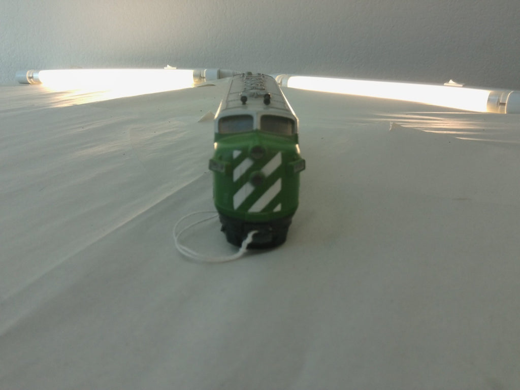 HO Dummy Locomotive Burlington Northern #9710 (NO BOX)4